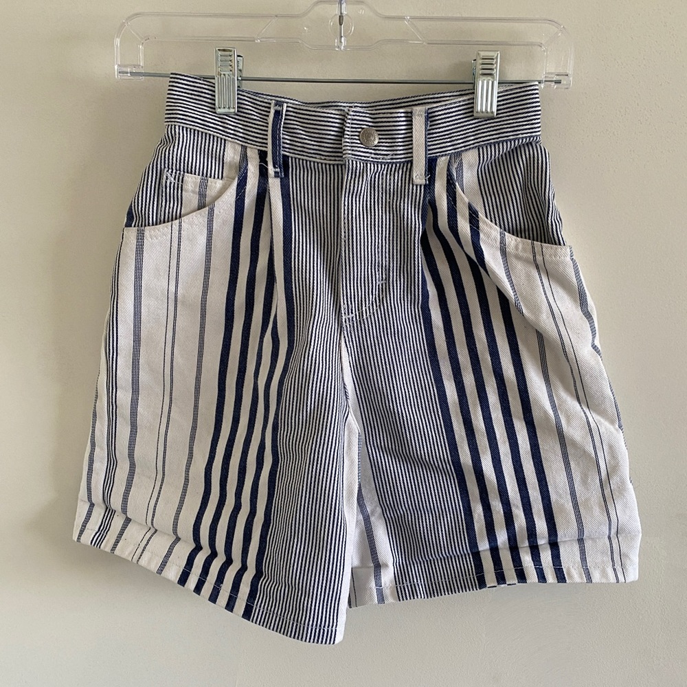 ☀️vintage Lee 90’s stripe denim shorts